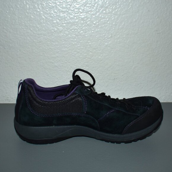 Women's Dansko Paisley Waterproof Outdoor Sneakers 37 Black/Purple Vibram Sole - Picture 8 of 13